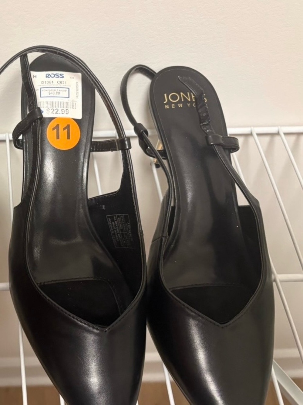Jones New York Black Pointed Slingback Mules